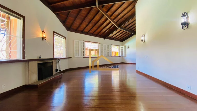 Imagem Casa com 6 quartos e 4 suítes à venda, 348 m² por R$ 1.500.000 - Albuquerque - Teresópolis/RJ