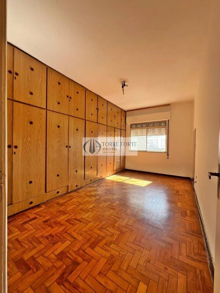 Imagem Apartamento espaçoso com 137 m², 3 dormitórios, 3 banheiros, no Bom Retiro