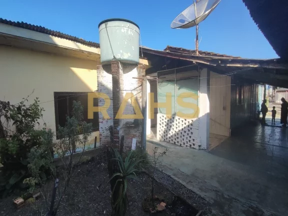 Imagem Descubra o lugar perfeito para construir! Terreno plano de 382,70 m² no bairro Jardim Iririú. Zone...