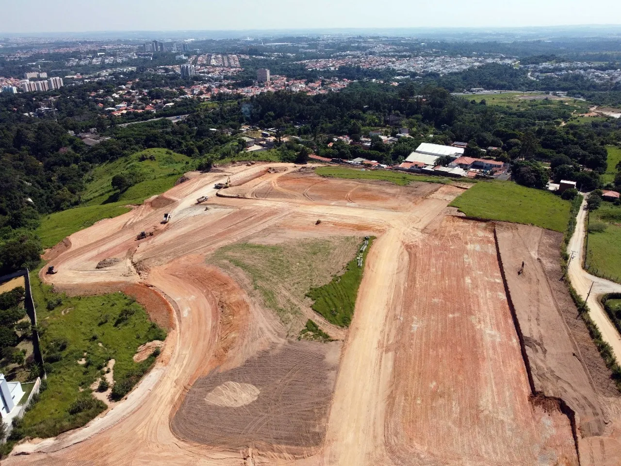 Foto do imóvel Terreno em condomínio de alto padrão na Caputera, Sorocaba-SP! 1.000m² de área disponíveis para venda agora! em CAPUTERA, SOROCABA - SP
