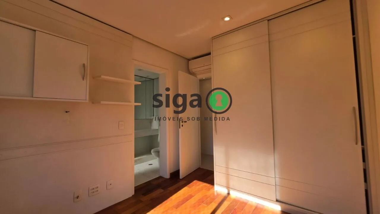 Imagem Apartamento à venda no Campo Belo 234 m² 3 suítes 4 vagas