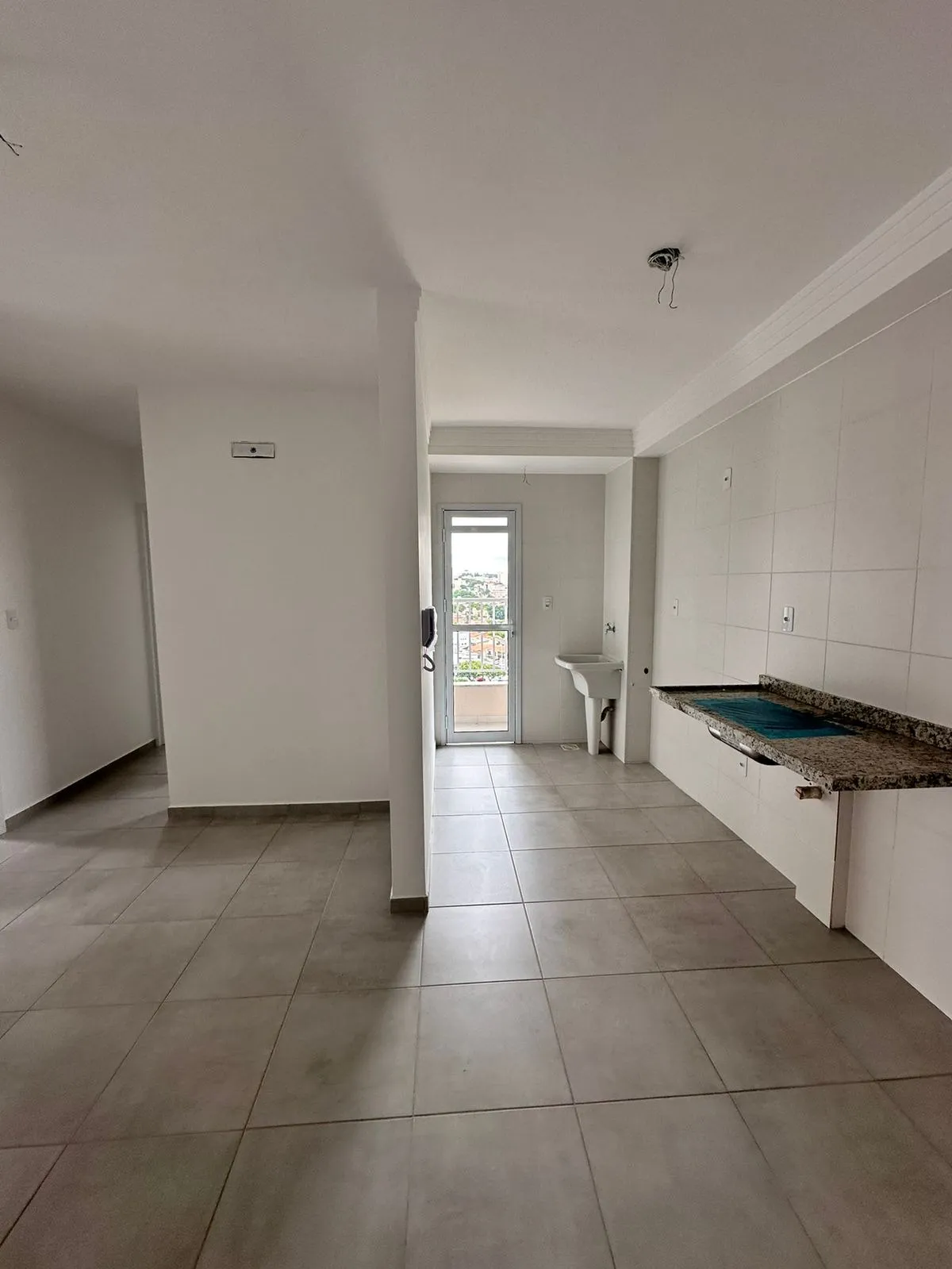 Imagem Apartamento com 61M² de 2 Dormitórios sendo 1 Suíte e Sacada Gourmet no Cond. Residencial Azaleia