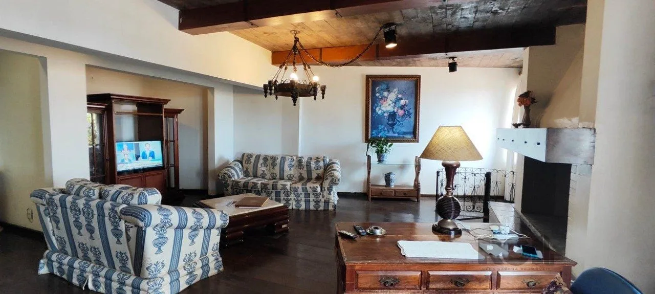 Imagem Casa para Venda - 347m², 3 dormitórios, sendo 3 suites, 3 vagas - Sétimo Céu