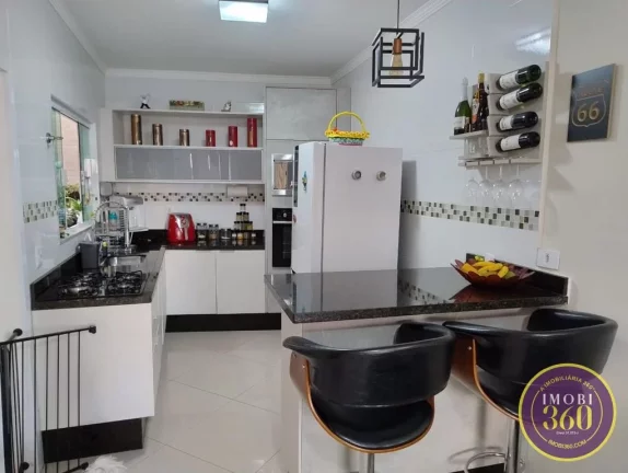 Imagem CASA EM CONDOMINIO FECHADO VILA RÉ - SP.