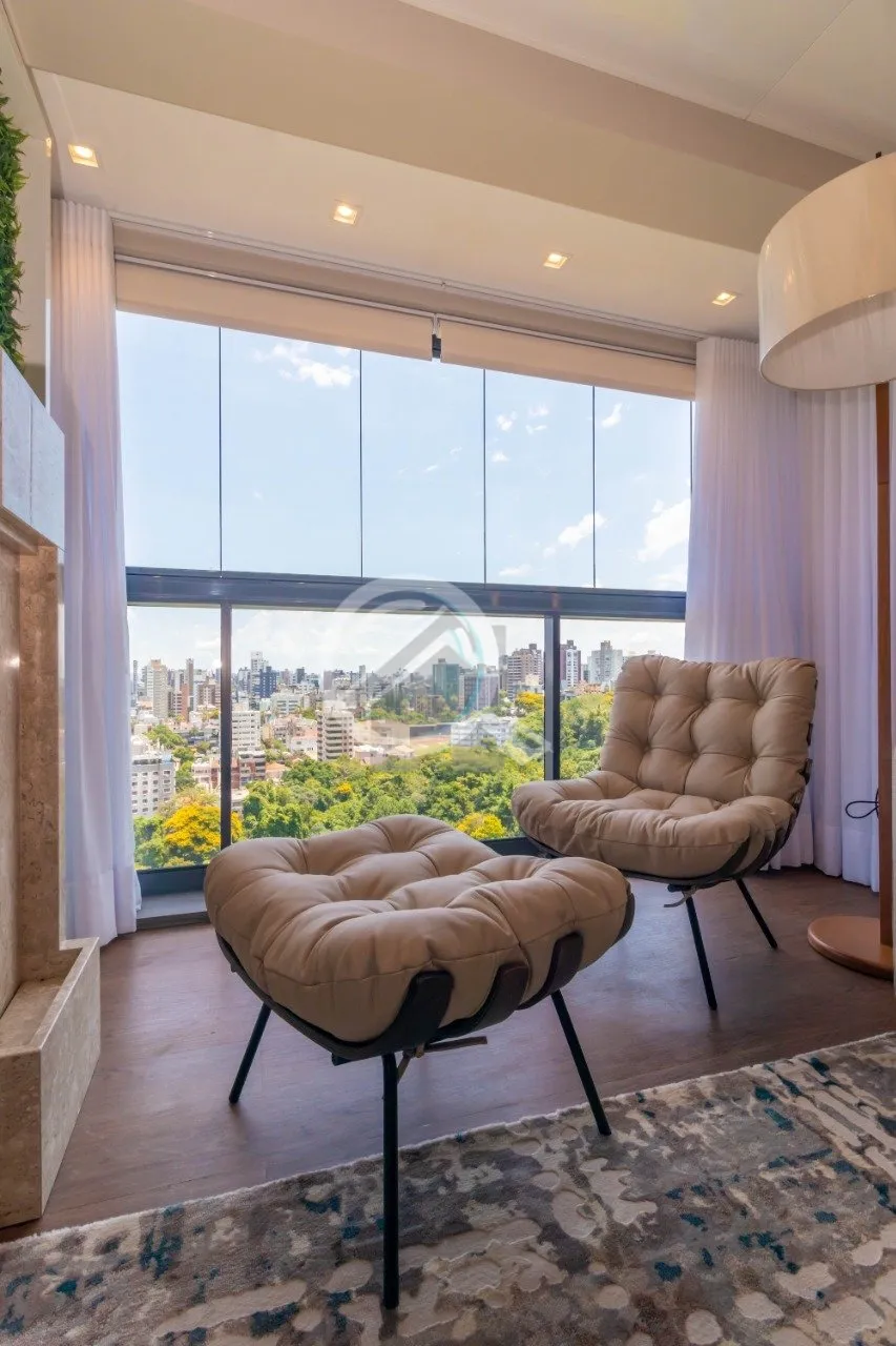Imagem Apartamento mobiliado, 99 m² de area privativa, sacada integrada, finamente decorado com uma vista ...