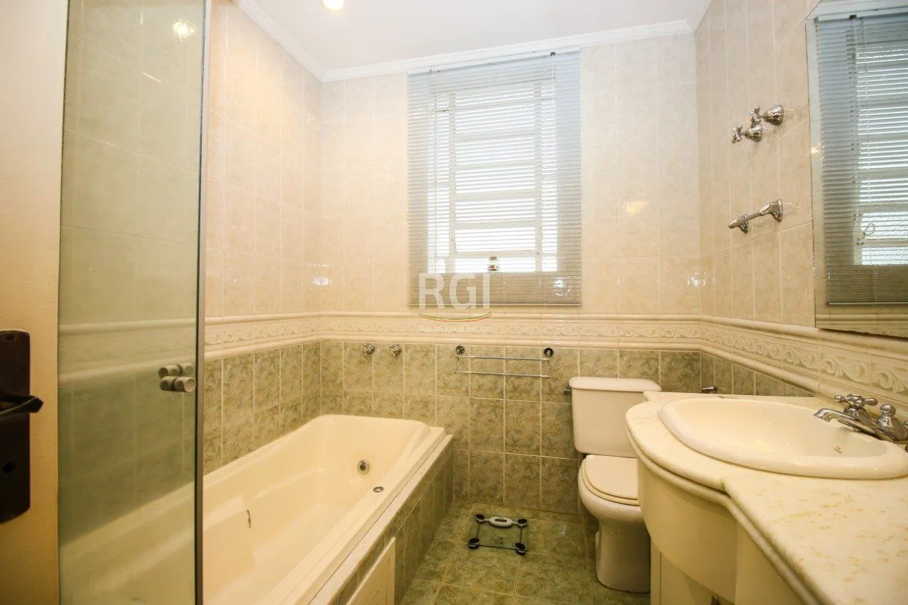 Imagem Apartamento para Venda - 120m², 3 dormitórios, sendo 1 suites, Azenha
