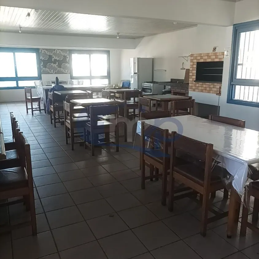 Imagem Apartamento a venda com 2 dormitorios no centro de Torres/RS