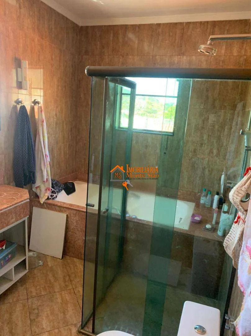 Imagem Sobrado com 3 dormitórios à venda, 375 m² por R$ 3.180.000,00 - Cidade Maia - Guarulhos/SP