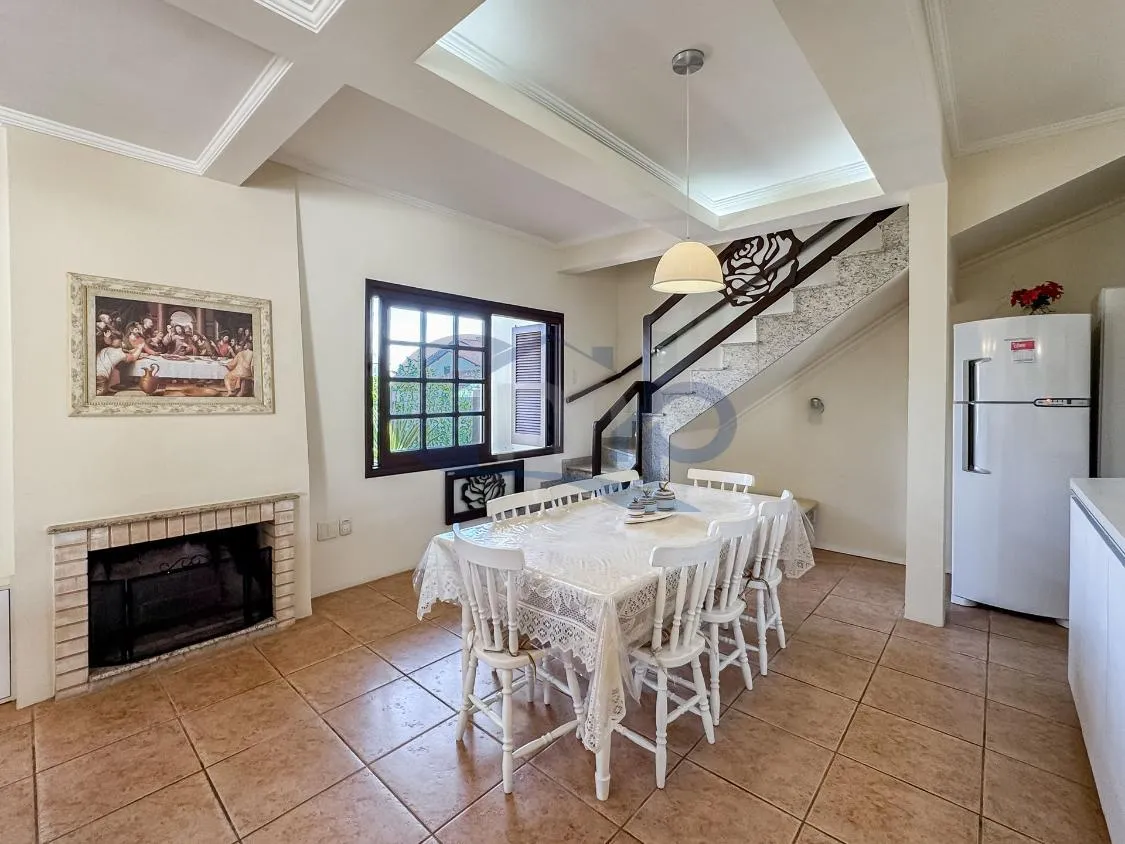 Imagem Casa a venda com 4 dormitorios na Paraiso em Torres/RS