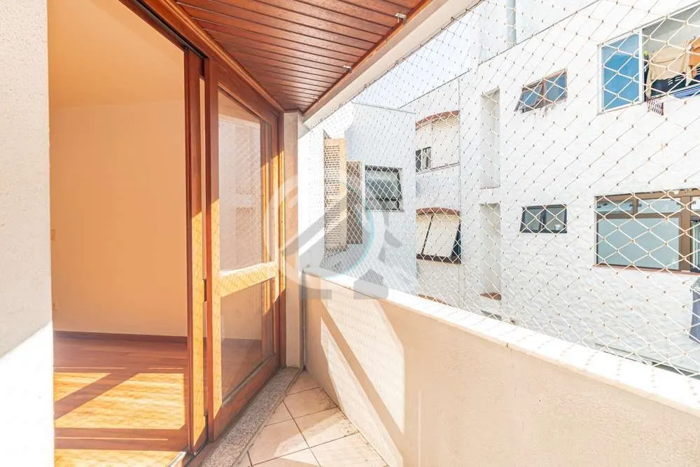 Imagem Encontre seu novo lar em Petrópolis! Imagine morar em um apartamento incrível na Rua Sinimbu, 28, ...