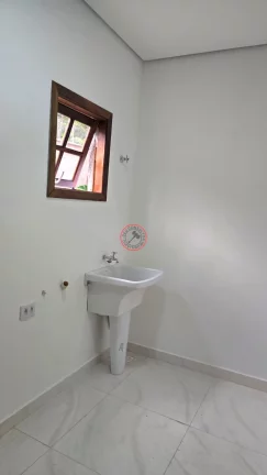 Imagem CASA SOBRADO NOVO COM 3 SUITES , SALA DE ESTAR, COZINHA, LAVABO, LAVANDERIA, GARAGEM TOTA MURADA RUA TRANQUILA EM ACABAMENTO