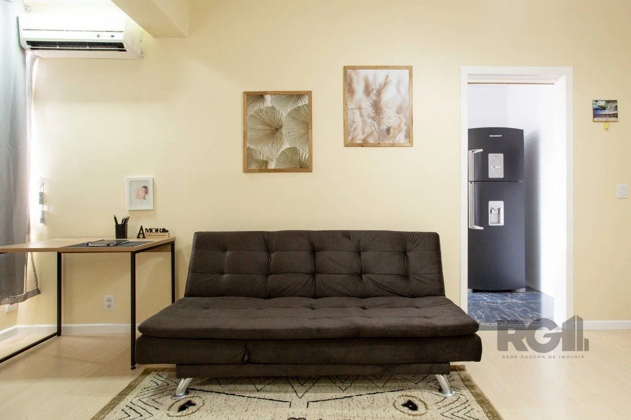Imagem Apartamento de dois quartos no bairro Farroupilha em Porto Alegre.