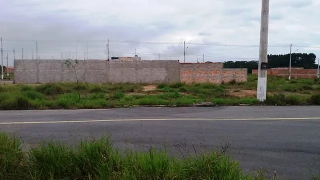 Imagem Terreno à venda 200M², Loteamento Residencial e Comercial Araguaia, Pindamonhangaba - SP