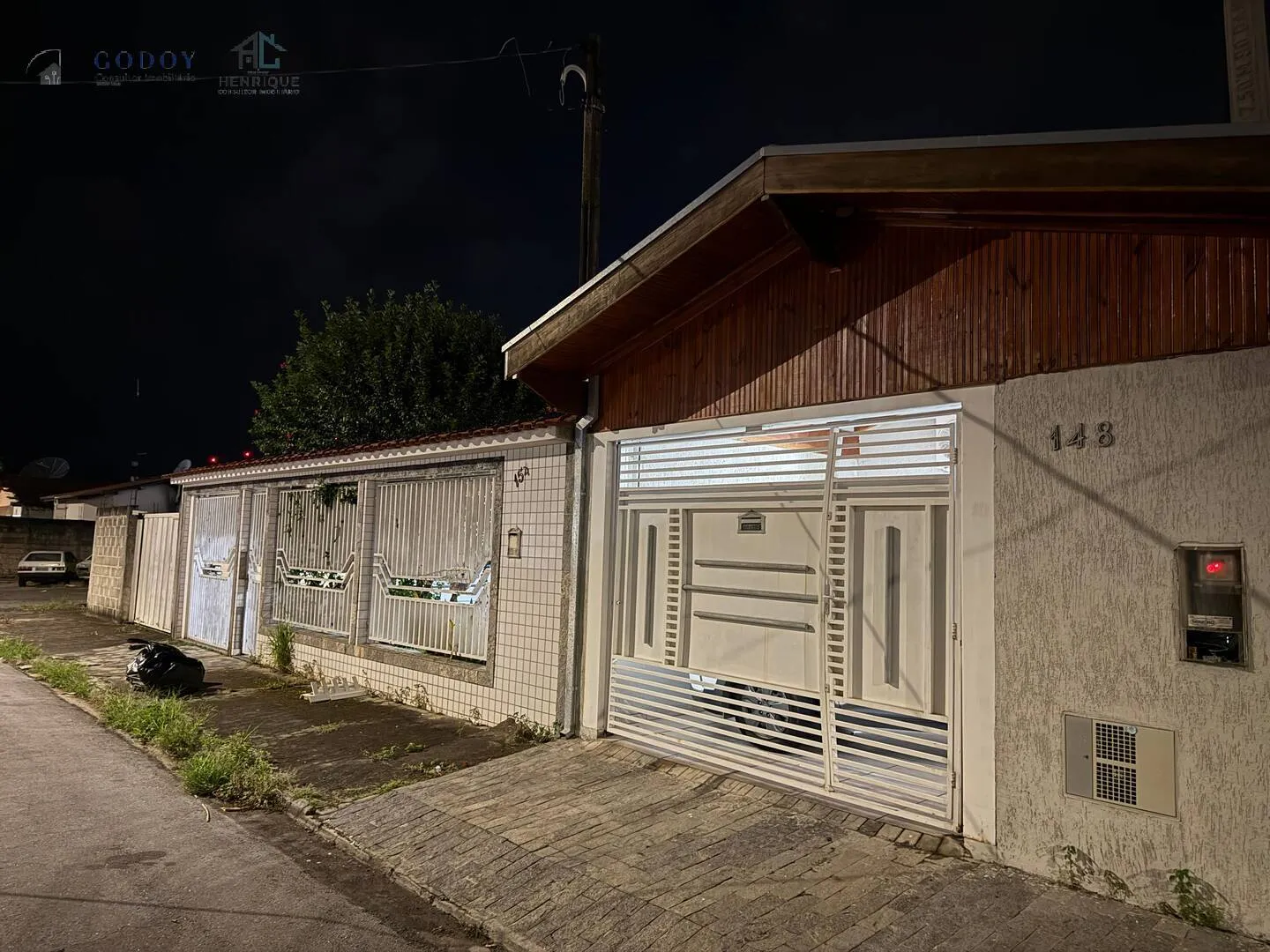 Foto do imóvel Casa à Venda no Bairro Morumbi - Pindamonhangaba/SP