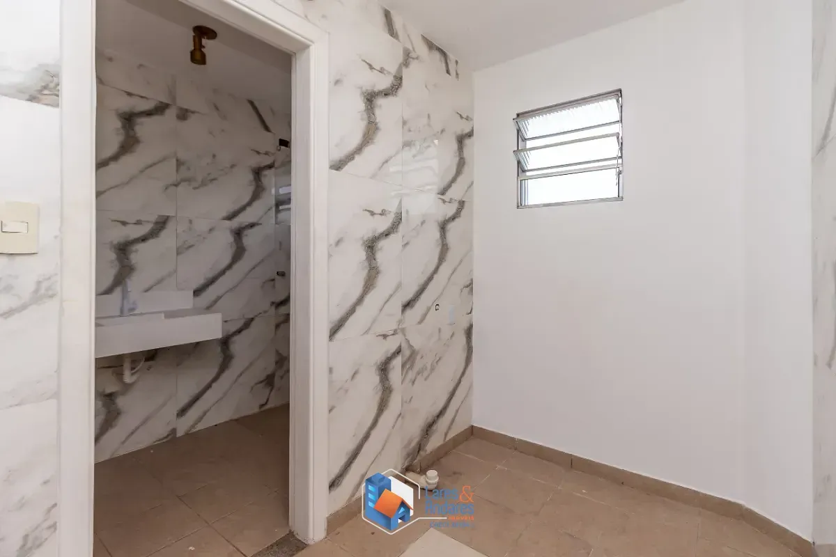 Imagem Casa comercial para venda em Água Fria, 234m²