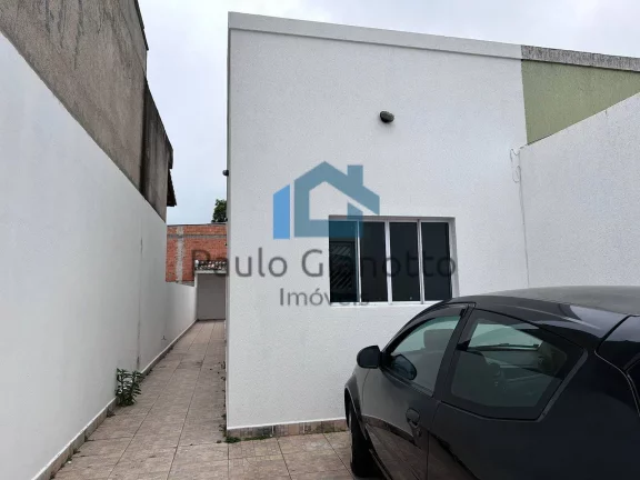 Foto do imóvel Casa à venda ou locação Jd Nova Vida em Cotia em Rua dos Odes