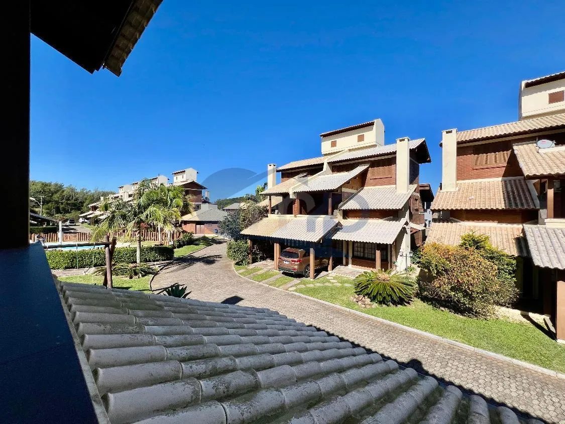 Imagem Casa a venda com 4 dormitorios na Guarita em Torres/RS