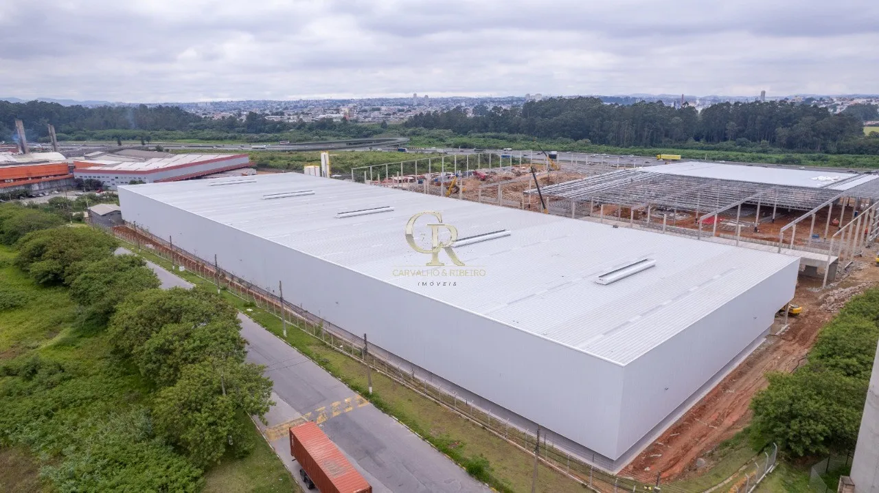 Imagem Aluguel de Galpão Industrial em Condomínio em Guarulhos-SP, Jardim Santo Afonso: 23 vagas, 3.771,16 m² de área.