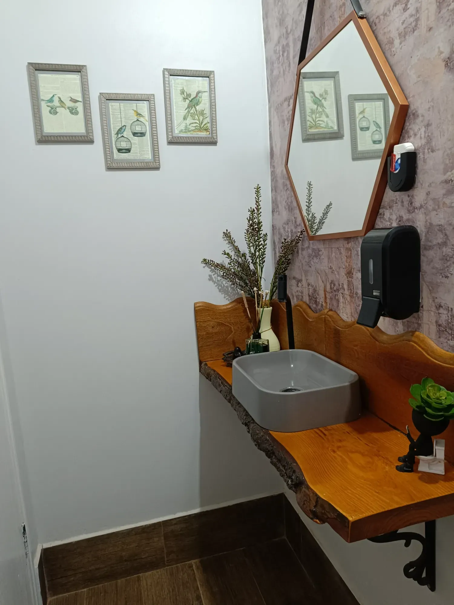 Imagem Chácara com 3 Quartos à Venda, 386 m² em Área Rural de Cesário Lange - Cesário Lange