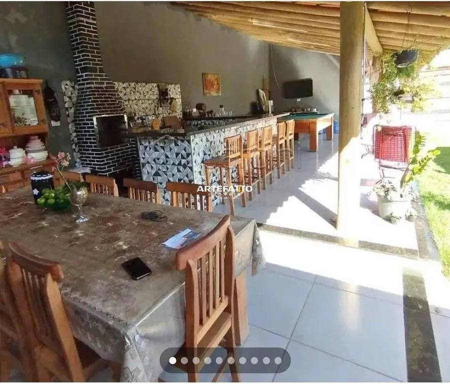 Imagem Casa bairro City Petrópolis, 250m2, rico em porcelanato e modulados.