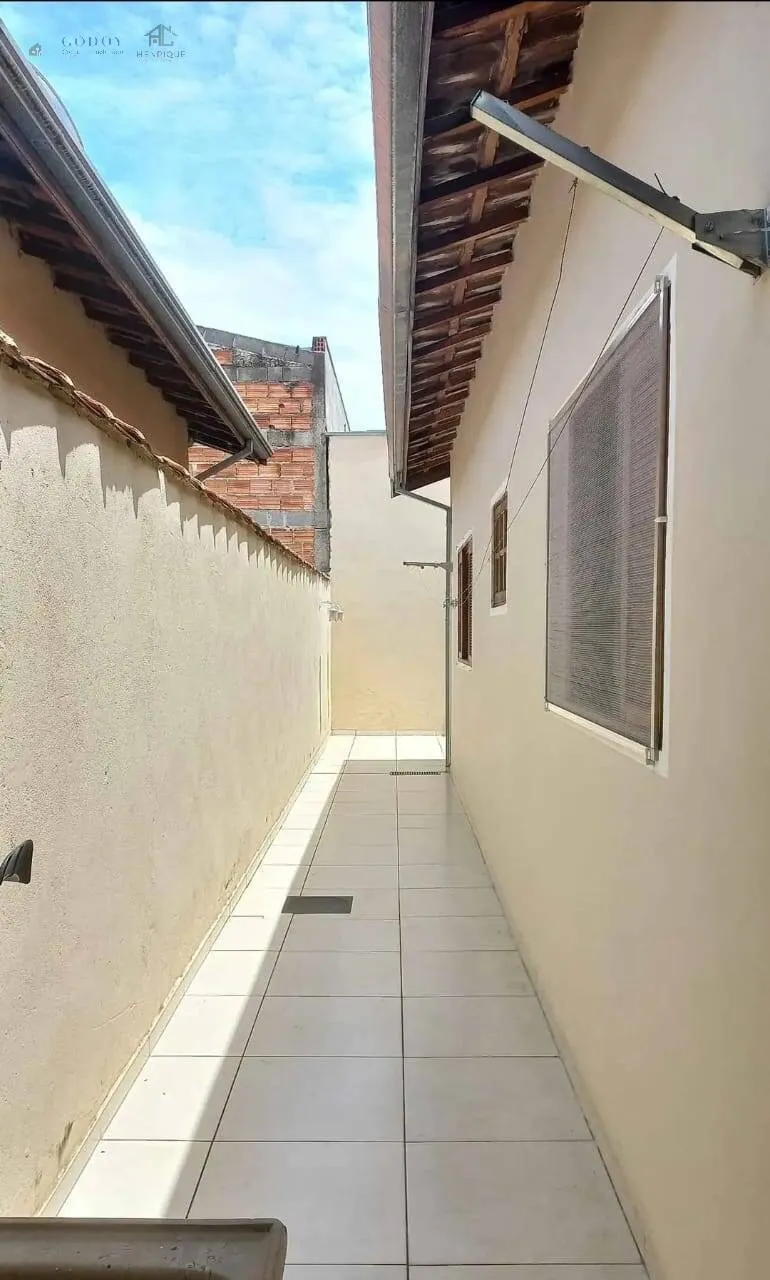 Imagem Linda Casa à Venda - Bairro Mombaça | Pindamonhangaba/SP