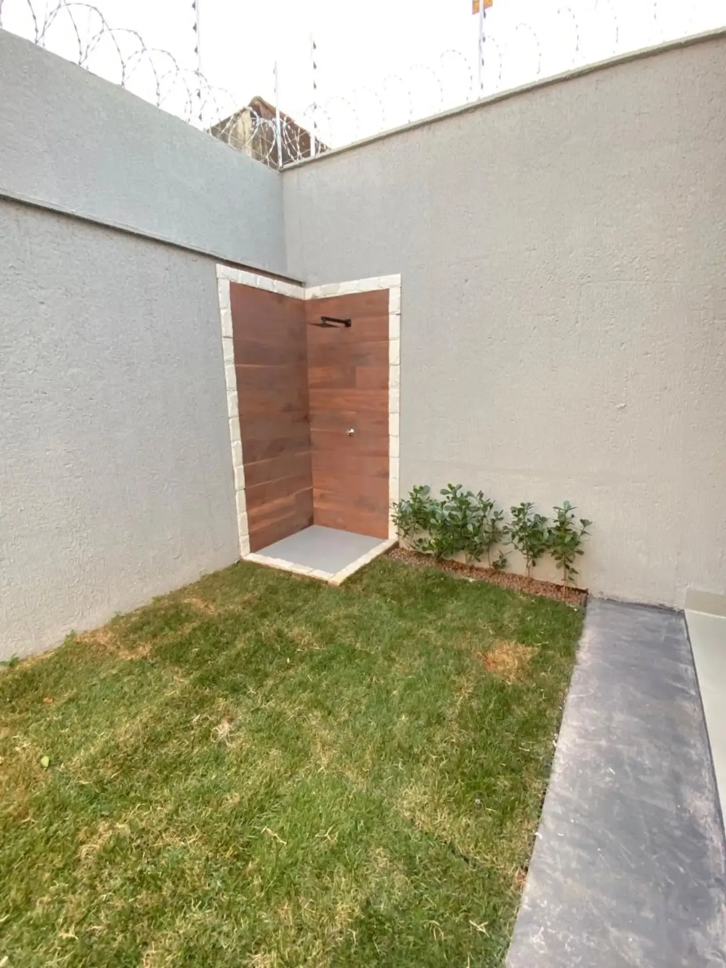 Imagem Casa 3 Suites Sozinha No Lote No Jardim Olimpico