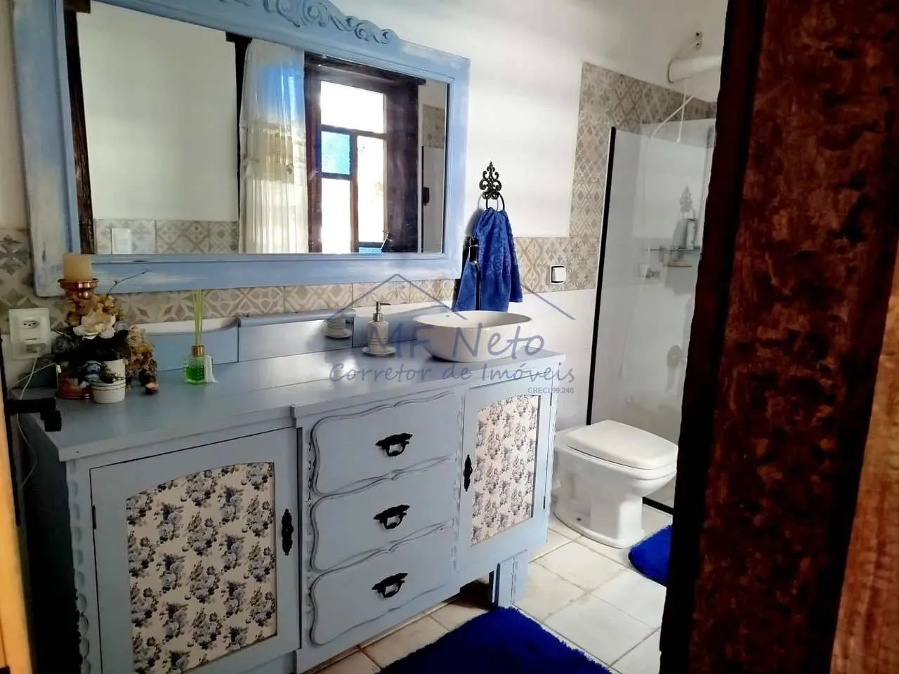 Imagem Casa em condomínio de chácaras à 300 m do centro

Área total 671 m2- área construída 240 M2

C...
