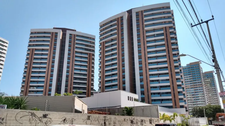 Apartamento com 3 Quartos à Venda, 118 m² em Engenheiro Luciano Cavalcante - Fortaleza