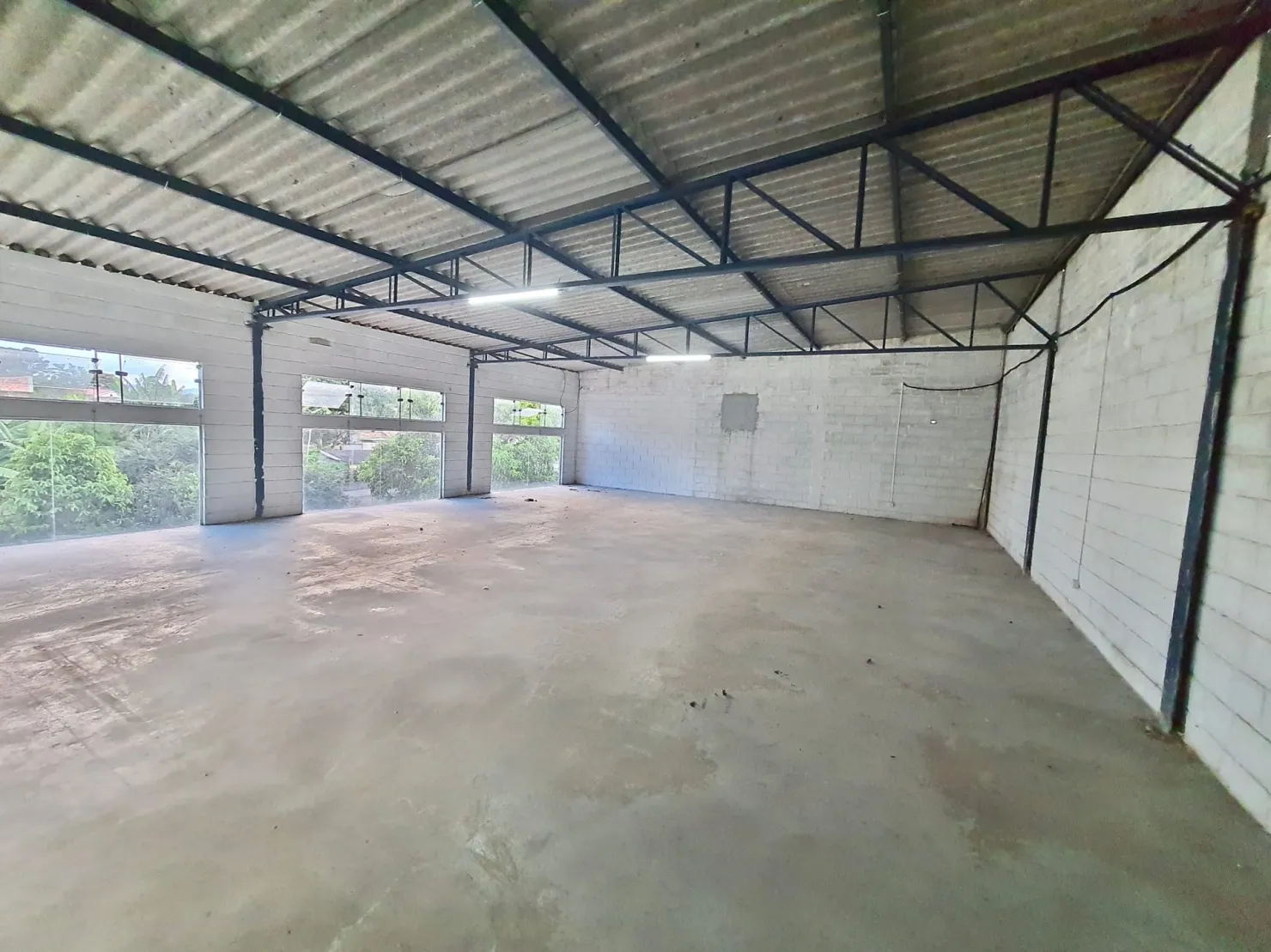 Imagem Comercial para Locação 832M², Moreira César, Pindamonhangaba - SP