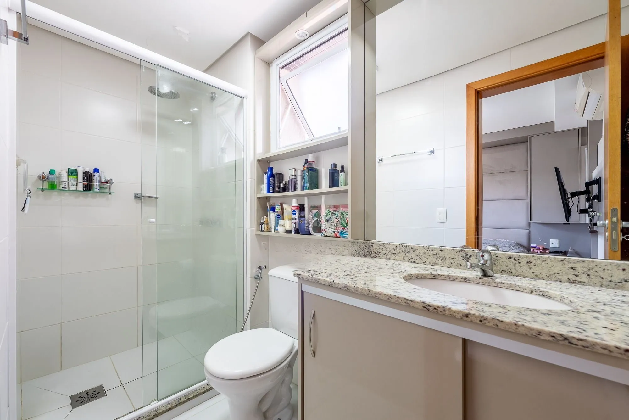 Imagem Apartamento Garden mobiliado, com 180 m² privativos, no bairro Chácara das Pedras