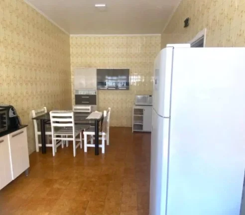 Imagem Sobrado com 236 m² 2 Dormitorios sendo 1 Suite e com Edicula