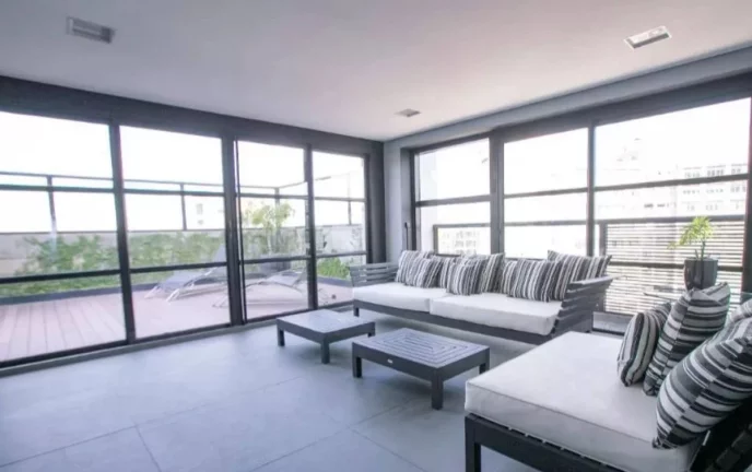 Imagem Flat disponível para venda no Condomínio Edifício Urbano Duplex na Vila Nova Conceição, com 100m², 1 dormitório e 1 vaga de garagem