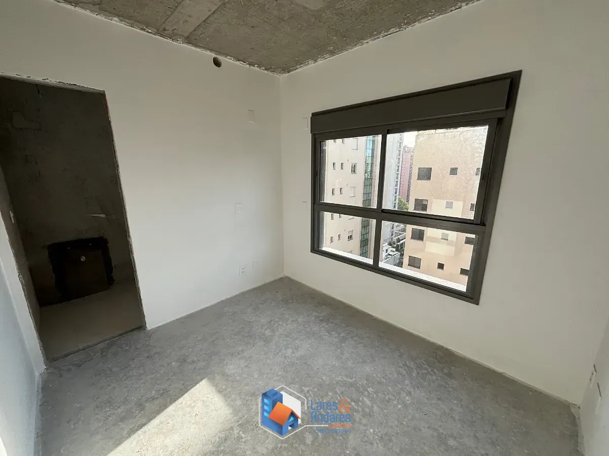 Imagem Apartamento para venda em Moema com 3 quartos, sendo 3 suítes, 150m²