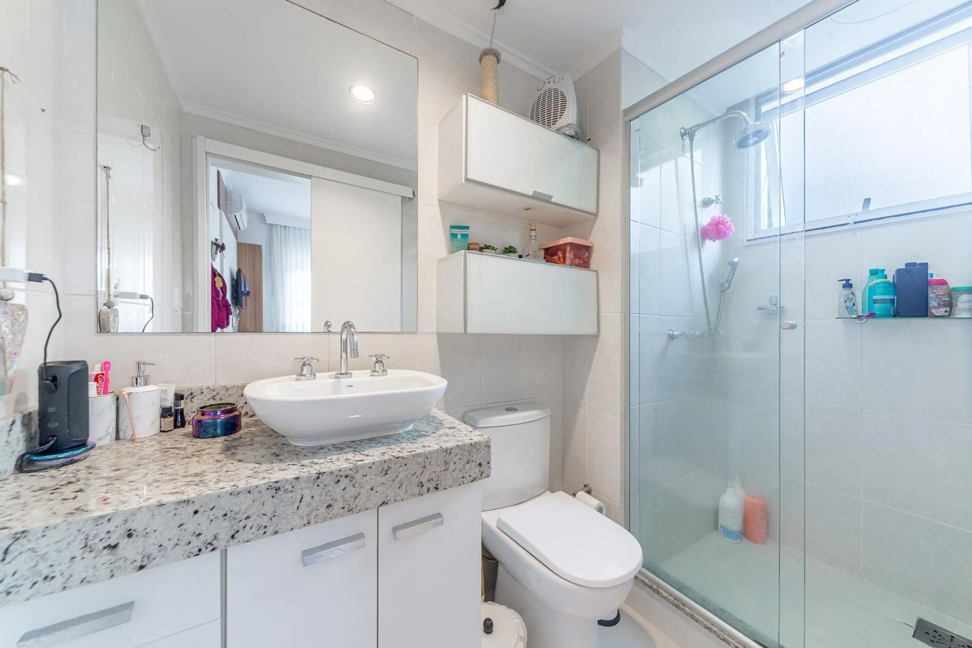 Imagem Apartamento 3 dormitórios, sendo 3 suítes e 2 vagas no Petropolis