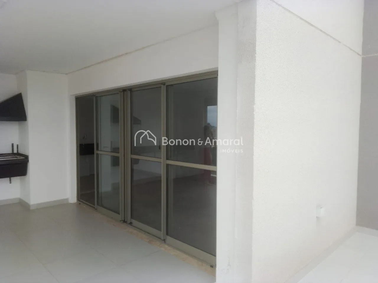 Imagem Duplex de Alto Padrão à Venda com 3 Suítes e 4 Vagas - 236,47 m²