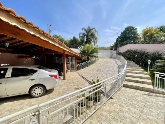 Imagem Cond. Paineiras II - Impecável! 3 suítes, piscina, gourmet, salão e VISTA!