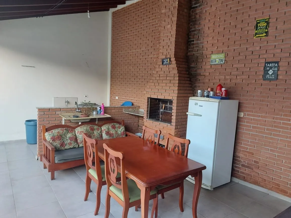 Imagem Casa à venda 3 Quartos, 1 Suite, 2 Vagas, 250M², Vila Suiça, Pindamonhangaba - SP