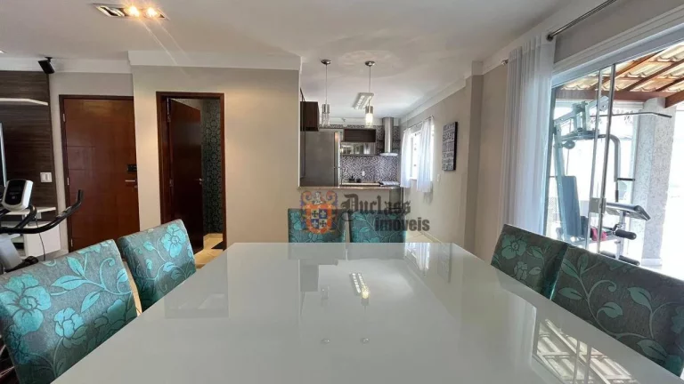 Imagem Sobrado com 3 dormitórios à venda, 180 m² por R$ 1.030.000 - Jardim Hípica Pinheiro - Taubaté/SP