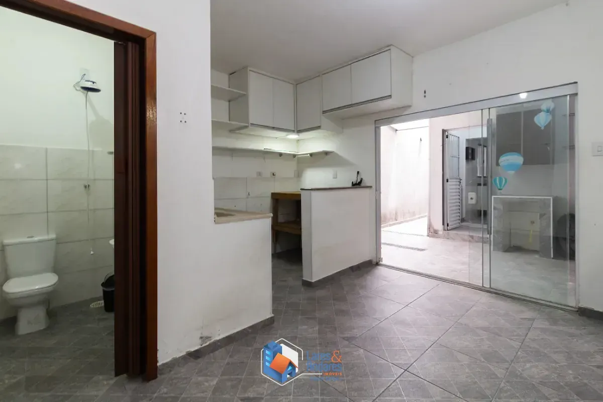 Imagem Sobrado para venda em Vila dos Remédios com 2 quartos, sendo 2 suítes, 75m²