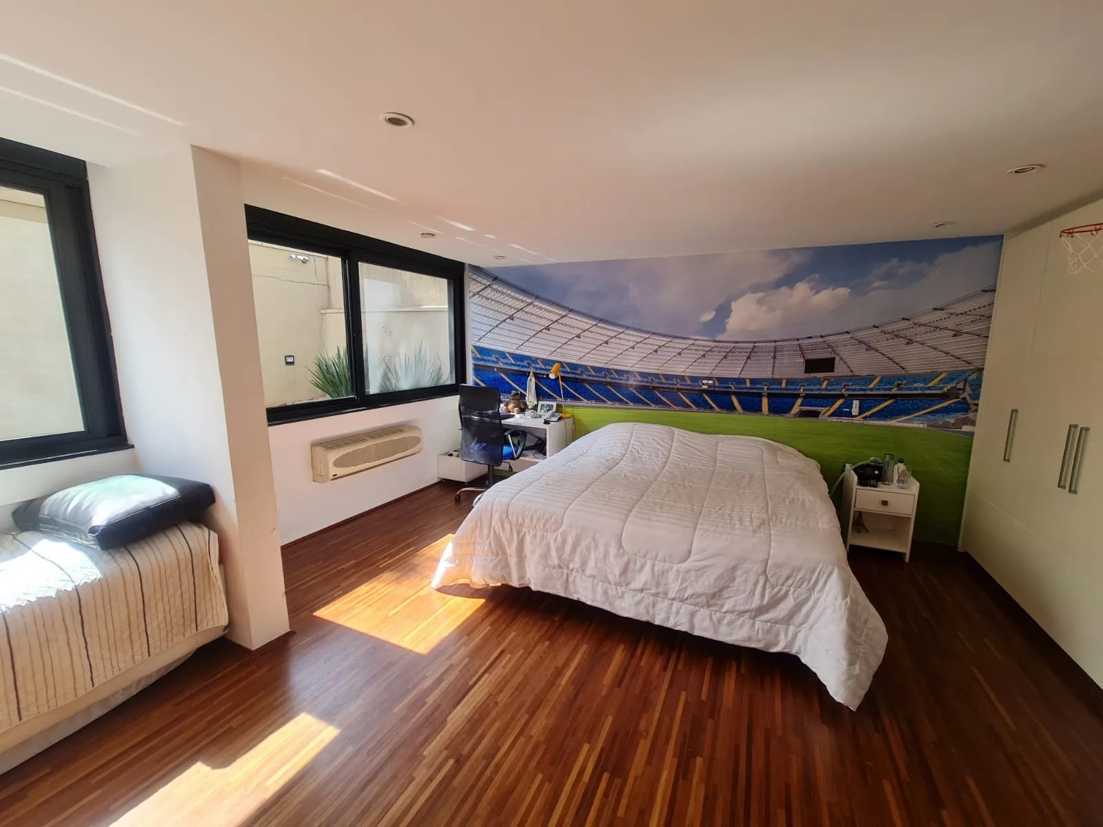 Imagem Alphaville 1 - Casa em Condomínio com 4 suíte(s), 4 dormitórios(s) e 10 vaga(s) de garagem para venda