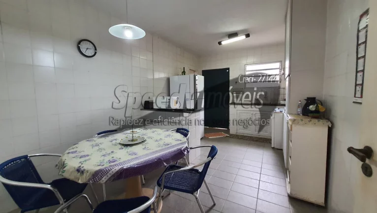 Imagem Sobrado 4 dormitórios no Guarujá, bairro Jardim Vigínia