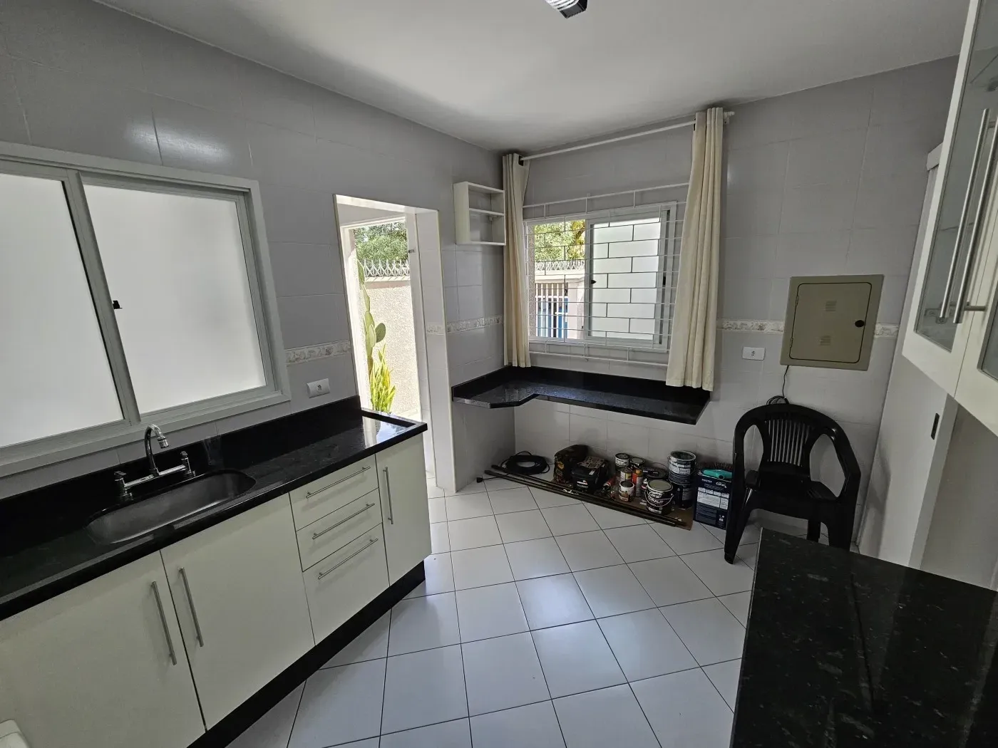 Imagem Sobrado com 3 Quartos à Venda, 151 m² em Boa Vista - Curitiba