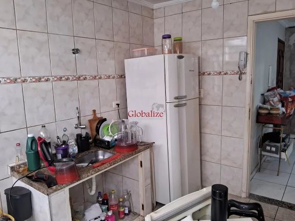 Imagem Apartamento térreo de 3 dormitórios em Santos na Aparecida no BNH(Plano 4) para reforma à venda por R$ 310.000,00