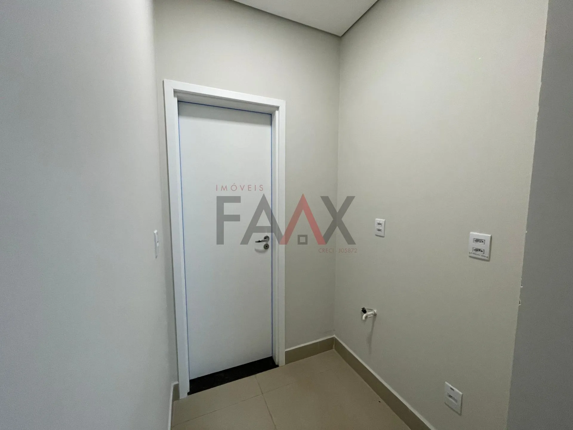 Imagem Sala Comercial no Térreo com 3 Ambientes  Cidade dos Lagos