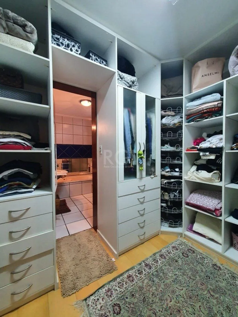 Imagem Casa Condominio para Venda - 233.52m², 3 dormitórios, sendo 1 suites, 4 vagas - Ipanema