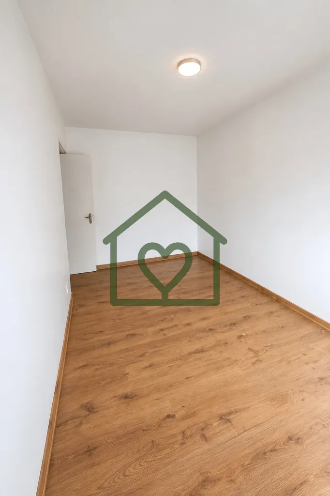 Imagem Apartamento de 3 dormitórios no bairro Cavalhada 
 
Excelente oportunidade para quem busca conforto...