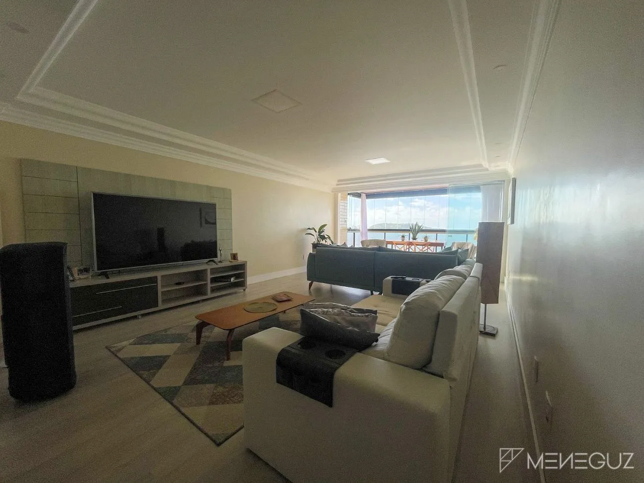 Imagem Apartamento de 03 quartos mais DCE completa na praia do morro de frente!