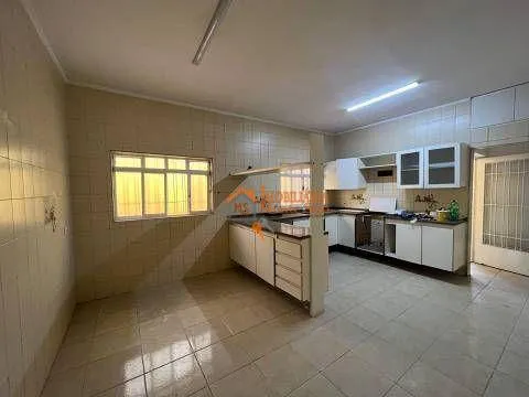 Imagem Sobrado com 3 dormitórios à venda por R$ 900.000,00 - Vila Rosália - Guarulhos/SP