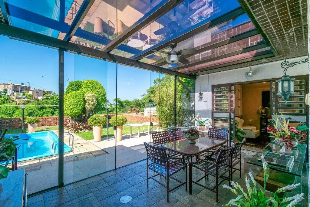 Imagem Casa de Condomínio em Santa Tereza