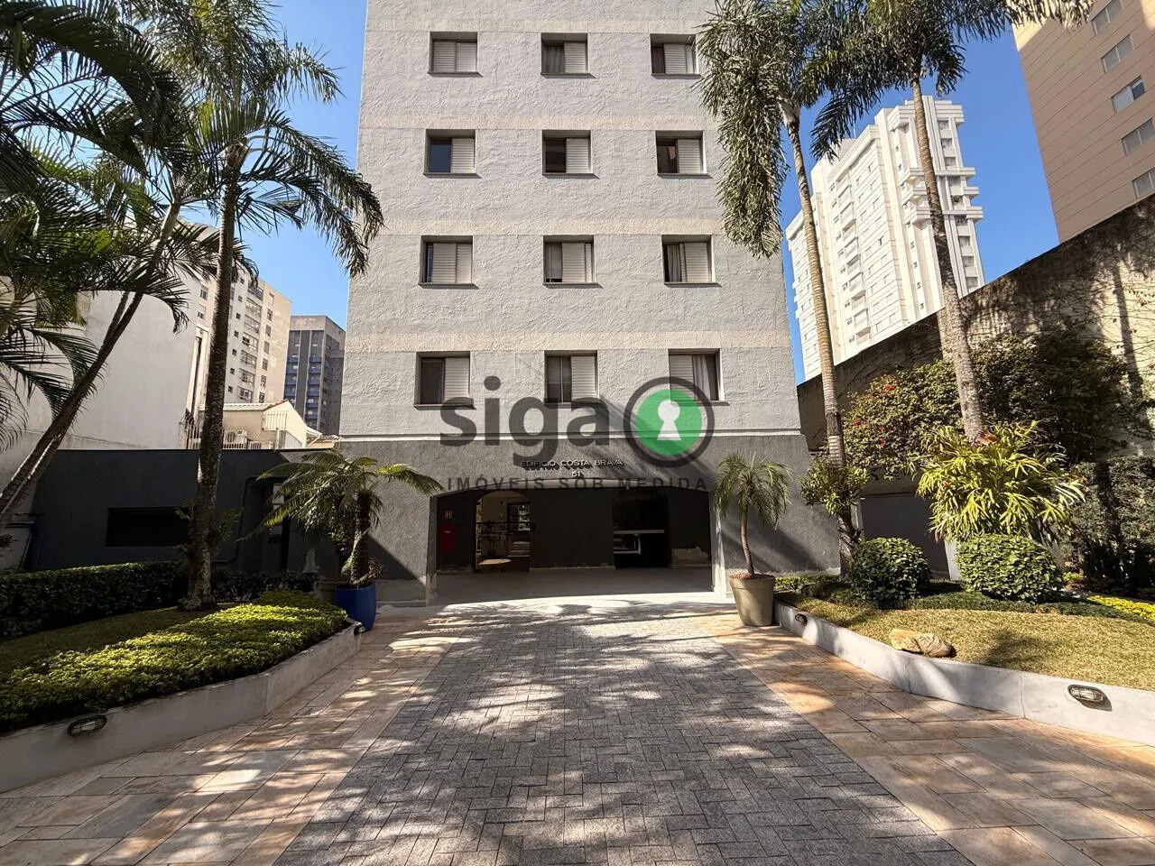 Imagem Apartamento Reformado com 3 Dormitórios e Suíte na Vila Olímpia.
